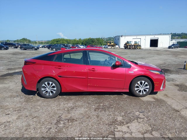 Toyota Prius Prime Le 2020 JTDKARFP0L3139532 Image 13