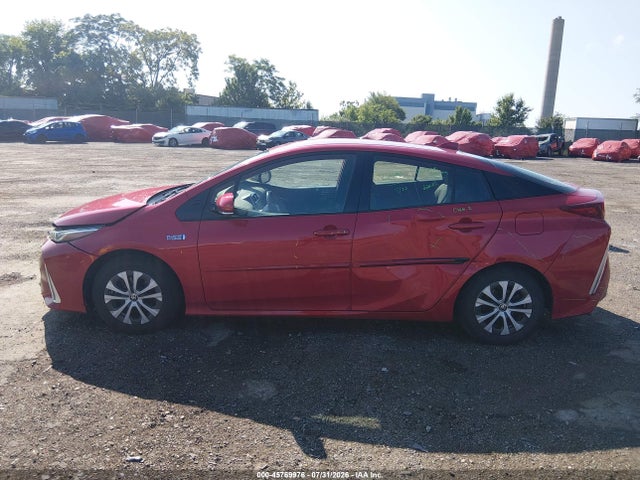 Toyota Prius Prime Le 2020 JTDKARFP0L3139532 Image 14