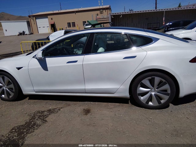 Tesla Model S Performance Dual Motor All-wheel Drive 2020 5YJSA1E42LF400655 Image 14
