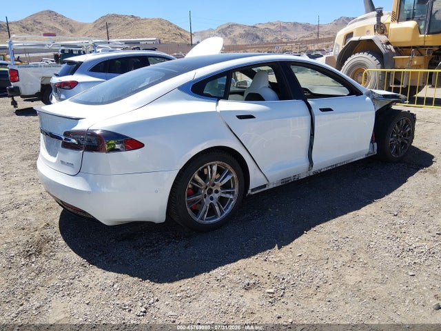 Tesla Model S Performance Dual Motor All-wheel Drive 2020 5YJSA1E42LF400655 Image 4