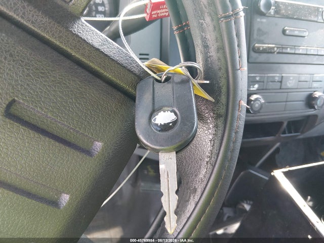 45769984 :رقم المزاد ، 1FDBF2BTXFEC28038 vin ، 2015 Ford F-250 Xl مزاد بيع