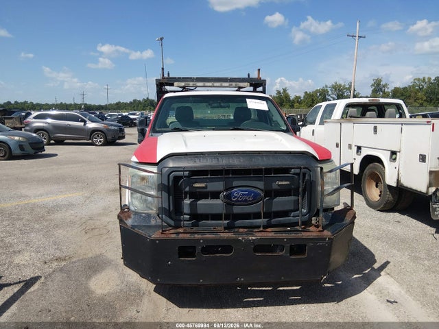 45769984 :رقم المزاد ، 1FDBF2BTXFEC28038 vin ، 2015 Ford F-250 Xl مزاد بيع