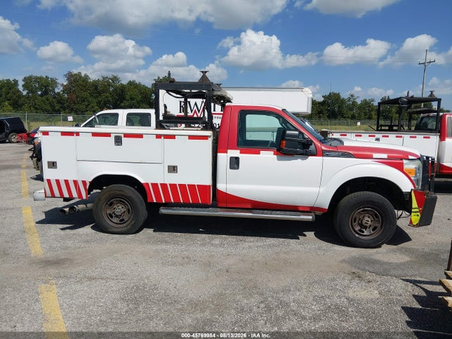 45769984 :رقم المزاد ، 1FDBF2BTXFEC28038 vin ، 2015 Ford F-250 Xl مزاد بيع