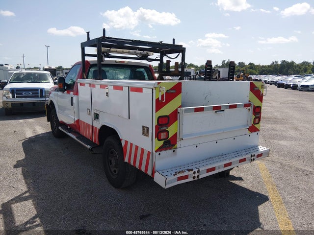 45769984 :رقم المزاد ، 1FDBF2BTXFEC28038 vin ، 2015 Ford F-250 Xl مزاد بيع