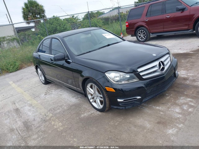 Продажа на аукционе авто 2013 Mercedes-benz C 250 Sport, vin: WDDGF4HB1DR256763, номер лота: 45769987