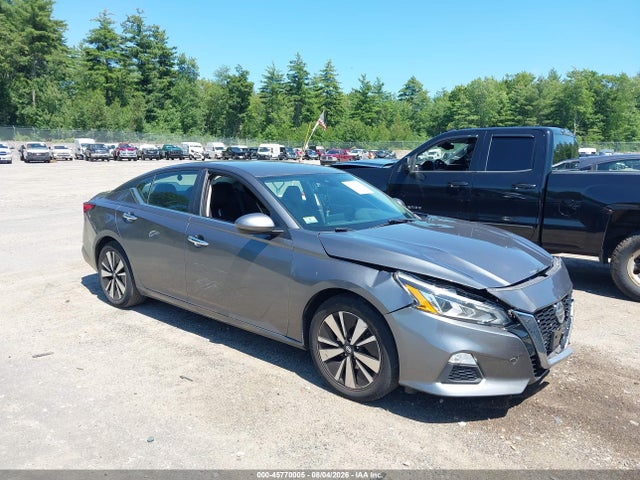 45770005 :رقم المزاد ، 1N4BL4DVXMN360467 vin ، 2021 Nissan Altima Sv Fwd مزاد بيع