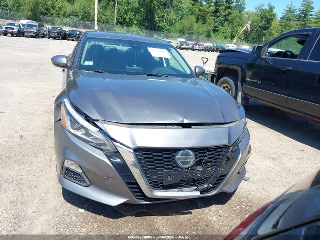 45770005 :رقم المزاد ، 1N4BL4DVXMN360467 vin ، 2021 Nissan Altima Sv Fwd مزاد بيع