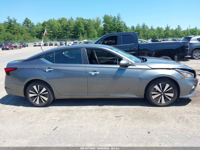 45770005 :رقم المزاد ، 1N4BL4DVXMN360467 vin ، 2021 Nissan Altima Sv Fwd مزاد بيع