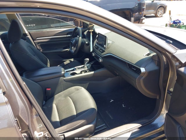 45770005 :رقم المزاد ، 1N4BL4DVXMN360467 vin ، 2021 Nissan Altima Sv Fwd مزاد بيع