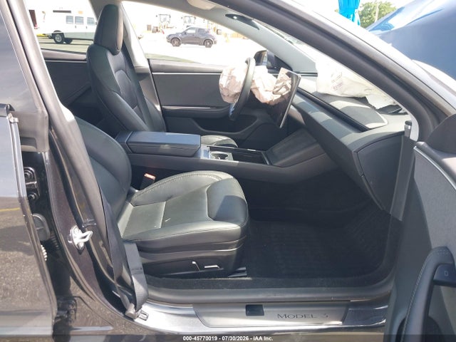 Продаж на аукціоні авто 2025 Tesla Model 3 Long Range Rear-wheel Drive/standard Rear-wheel Drive, vin: 5YJ3E1EA9SF997574, номер лоту: 45770019