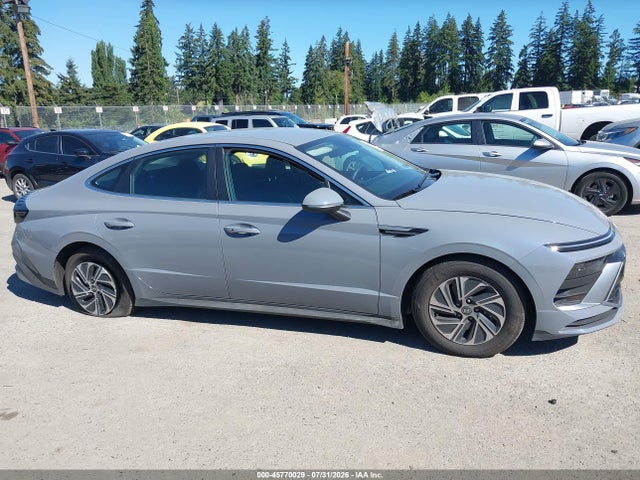 KMHL24JJ9TA147529 Hyundai Sonata Hybrid Blue