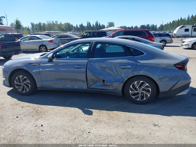 KMHL24JJ9TA147529 Hyundai Sonata Hybrid Blue