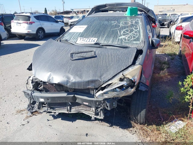 Продаж на аукціоні авто 2015 Toyota Prius C Two, vin: JTDKDTB35F1111166, номер лоту: 45770040
