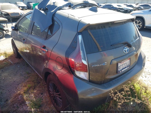 Продаж на аукціоні авто 2015 Toyota Prius C Two, vin: JTDKDTB35F1111166, номер лоту: 45770040
