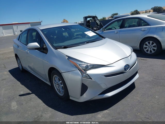 Toyota Prius Two 2017 JTDKBRFU7H3029636 main image