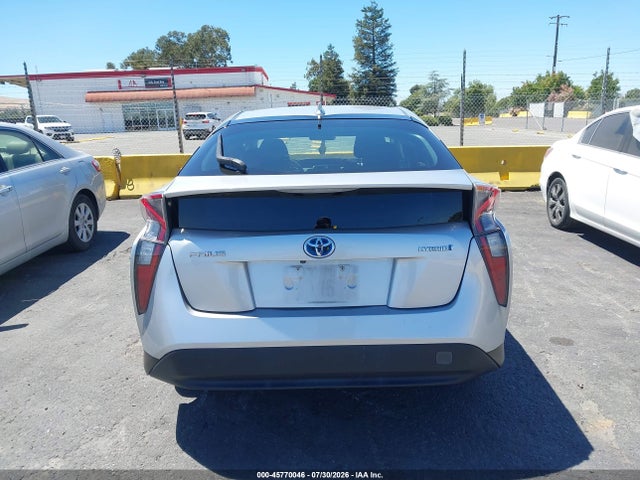 Toyota Prius Two 2017 JTDKBRFU7H3029636 Image 16