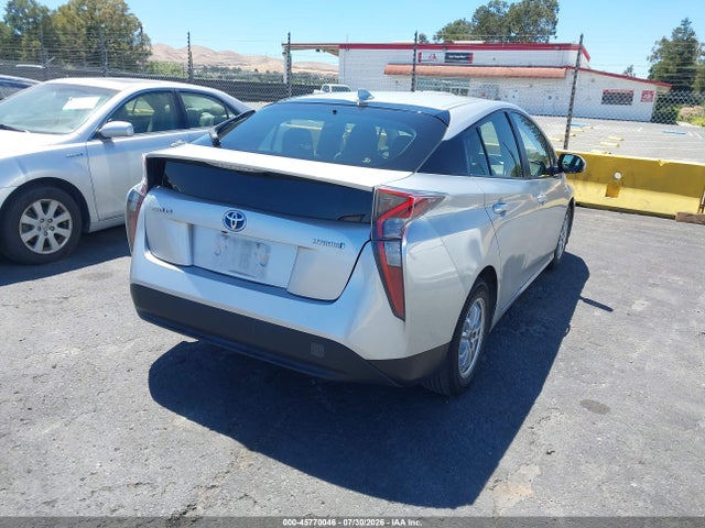 Toyota Prius Two 2017 JTDKBRFU7H3029636 Image 4