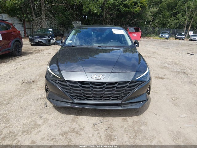 45770052 :رقم المزاد ، 5NPLS4AG3NH071228 vin ، 2022 Hyundai Elantra Sel مزاد بيع