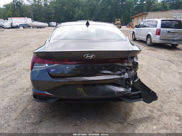 45770052 :رقم المزاد ، 5NPLS4AG3NH071228 vin ، 2022 Hyundai Elantra Sel مزاد بيع