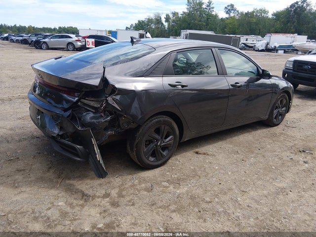 45770052 :رقم المزاد ، 5NPLS4AG3NH071228 vin ، 2022 Hyundai Elantra Sel مزاد بيع