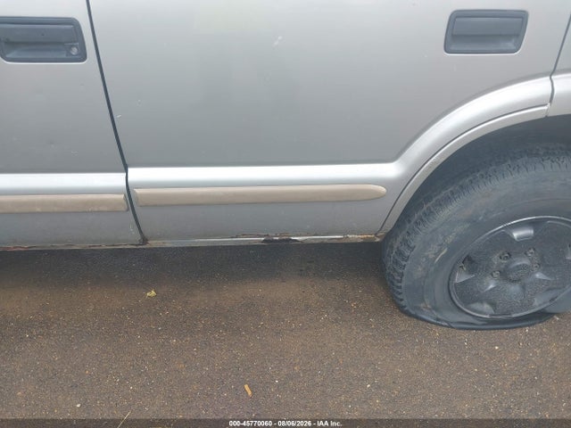 Продажа на аукционе авто 2003 Chevrolet Blazer Ls, vin: 1GNDT13X53K175741, номер лота: 45770060