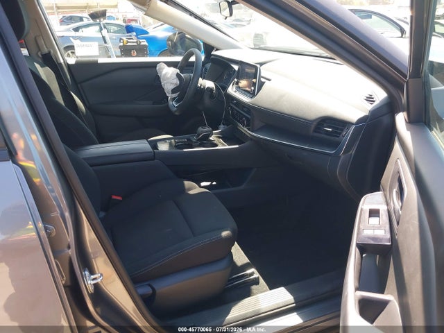 5N1BT3AAXRC697497 Nissan Rogue S Fwd