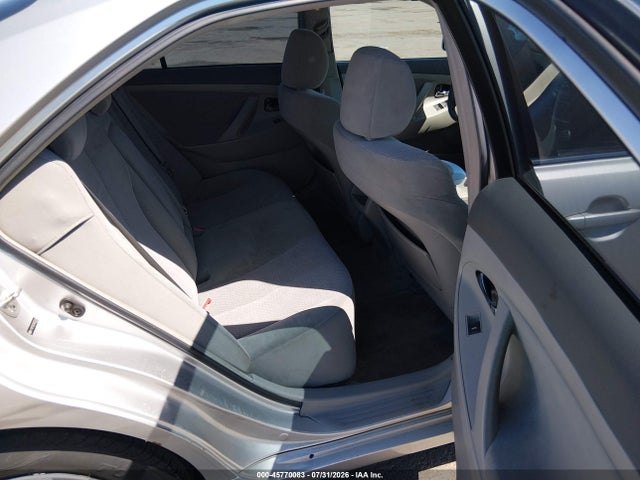 2010 Toyota Camry Le მანქანა იყიდება აუქციონზე, vin: 4T1BF3EK2AU022574, აუქციონის ნომერი: 45770083