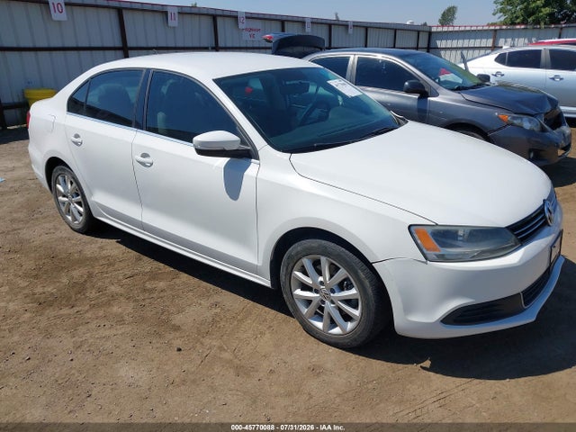 2013 Volkswagen Jetta 2.5l Se მანქანა იყიდება აუქციონზე, vin: 3VWDX7AJ8DM391511, აუქციონის ნომერი: 45770088