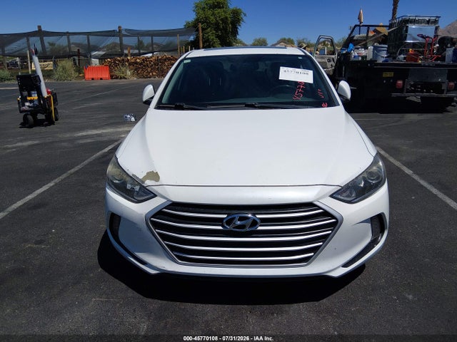 Hyundai Elantra Value Edition 2018 5NPD84LF2JH306333 Image 12