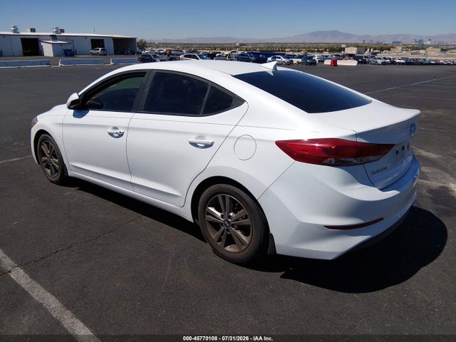 Hyundai Elantra Value Edition 2018 5NPD84LF2JH306333 Image 3