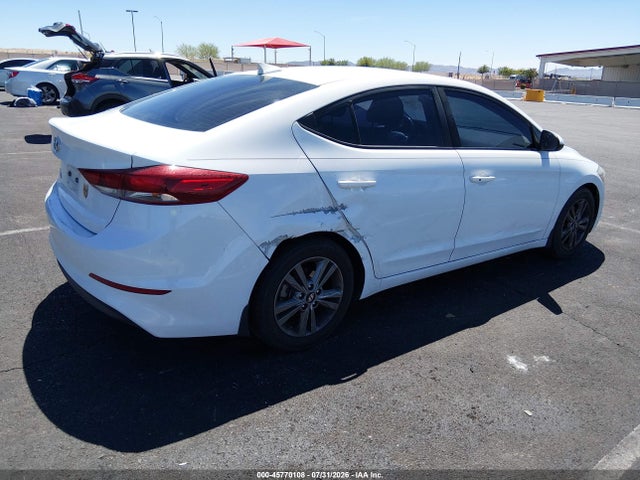 Hyundai Elantra Value Edition 2018 5NPD84LF2JH306333 Image 4