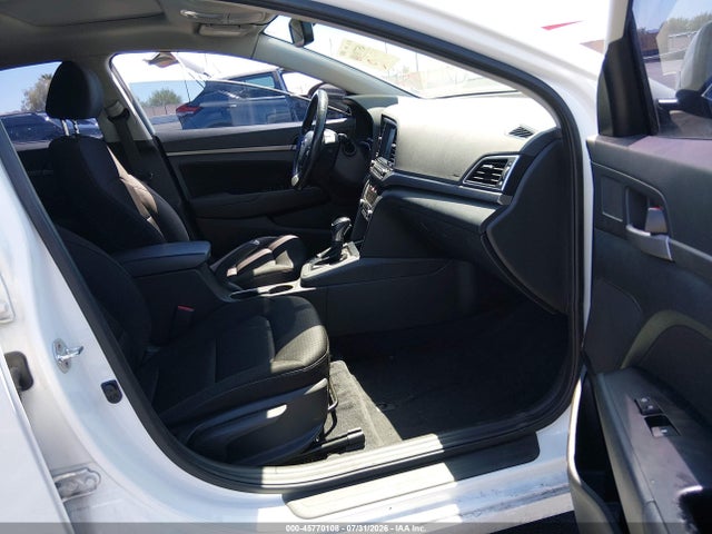 Hyundai Elantra Value Edition 2018 5NPD84LF2JH306333 Image 5