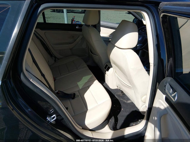 3VWPL7AJ0EM623027 Volkswagen Jetta Sportwagen 2.0l Tdi