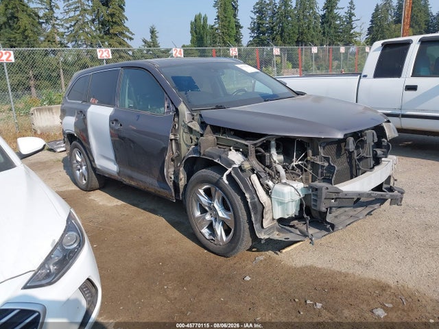 Продаж на аукціоні авто 2015 Toyota Highlander Limited Platinum V6, vin: 5TDDKRFH9FS148618, номер лоту: 45770115