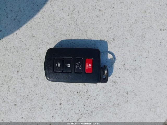 Продаж на аукціоні авто 2015 Toyota Highlander Limited Platinum V6, vin: 5TDDKRFH9FS148618, номер лоту: 45770115