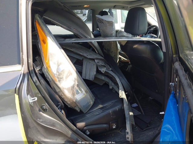 Продаж на аукціоні авто 2015 Toyota Highlander Limited Platinum V6, vin: 5TDDKRFH9FS148618, номер лоту: 45770115