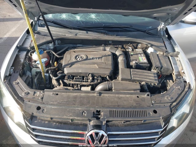 1VWBT7A34FC033489 Volkswagen Passat 1.8t Se