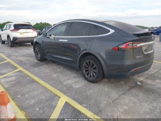 Продаж на аукціоні авто 2018 Tesla Model X 100d/75d/p100d, vin: 5YJXCDE26JF119665, номер лоту: 45770133