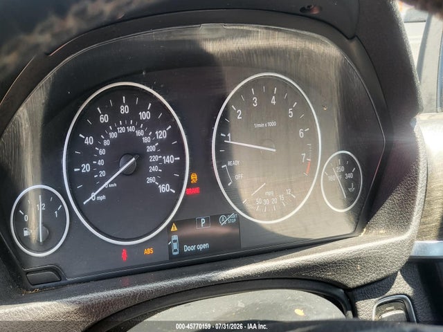 BMW 320i Xdrive 2015 WBA3C3G5XFNS75018 Image 16