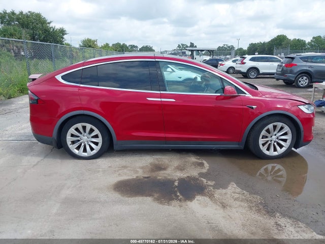 45770162 :رقم المزاد ، 5YJXCBE23JF121877 vin ، 2018 Tesla Model X 100d/75d/p100d مزاد بيع