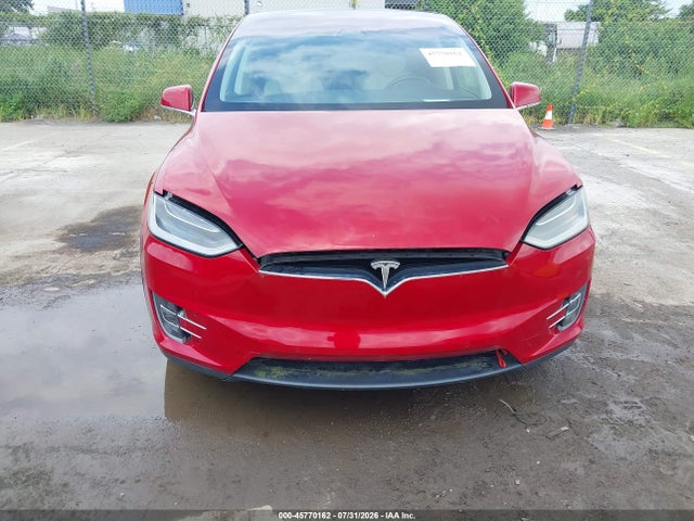 45770162 :رقم المزاد ، 5YJXCBE23JF121877 vin ، 2018 Tesla Model X 100d/75d/p100d مزاد بيع