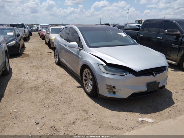 Продажа на аукционе авто 2016 Tesla Model X 60d/70d/75d/90d, vin: 5YJXCAE25GF006104, номер лота: 45770176