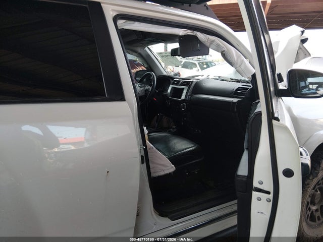 Toyota 4runner Limited 2016 JTEBU5JR5G5303114 Image 5