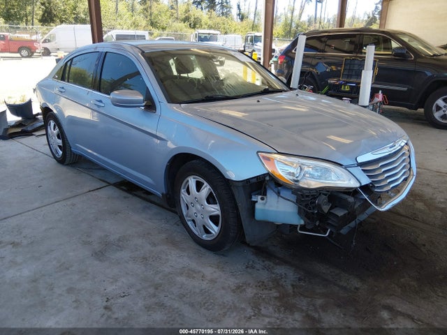 2013 Chrysler 200 Lx მანქანა იყიდება აუქციონზე, vin: 1C3CCBAB8DN647291, აუქციონის ნომერი: 45770195