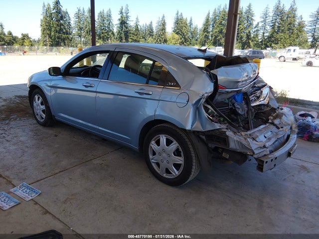 2013 Chrysler 200 Lx მანქანა იყიდება აუქციონზე, vin: 1C3CCBAB8DN647291, აუქციონის ნომერი: 45770195