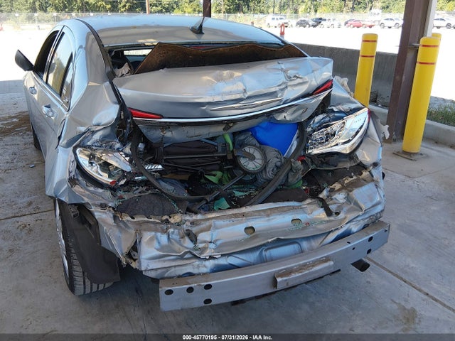 2013 Chrysler 200 Lx მანქანა იყიდება აუქციონზე, vin: 1C3CCBAB8DN647291, აუქციონის ნომერი: 45770195