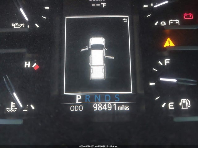 5TFEY5F12JX231261 Toyota Tundra Sr5 5.7l V8