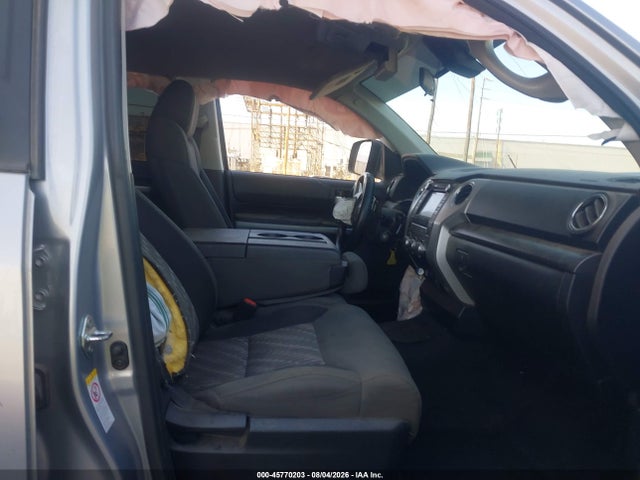 5TFEY5F12JX231261 Toyota Tundra Sr5 5.7l V8