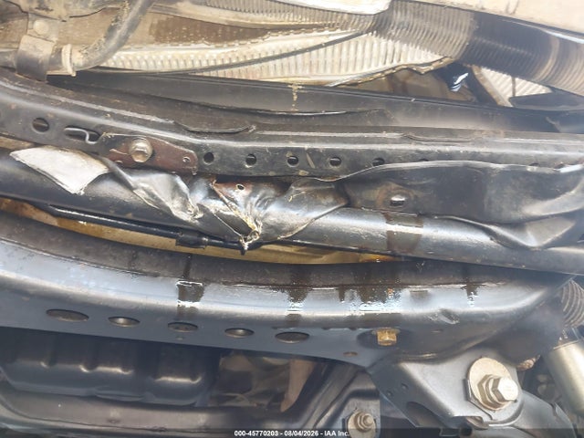 5TFEY5F12JX231261 Toyota Tundra Sr5 5.7l V8