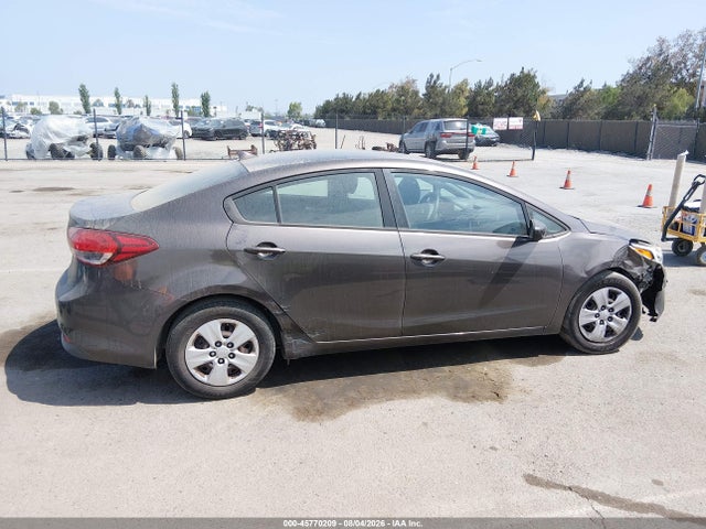 KIA FORTE LX 2017 3KPFK4A72HE063501 Image 16
